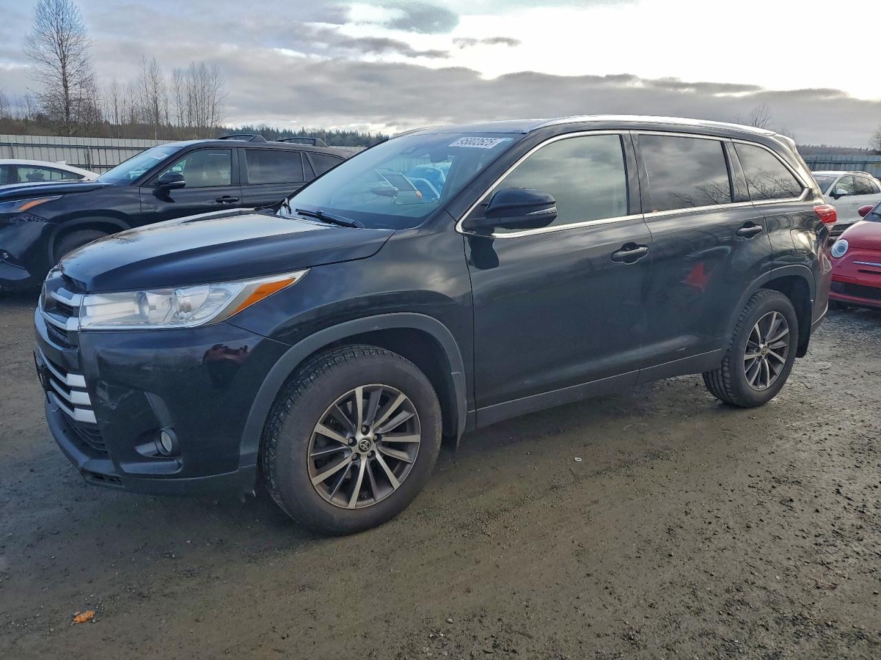 TOYOTA HIGHLANDER 2019