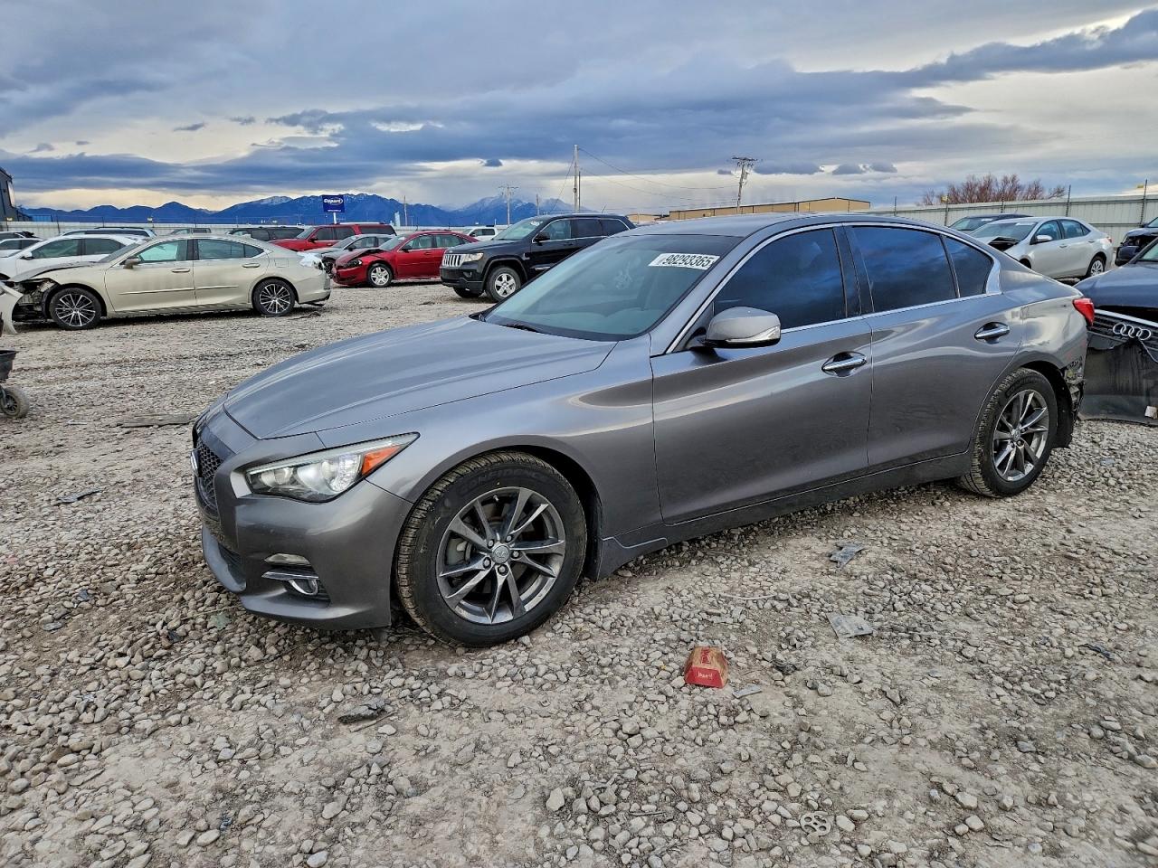 INFINITI Q50 2017