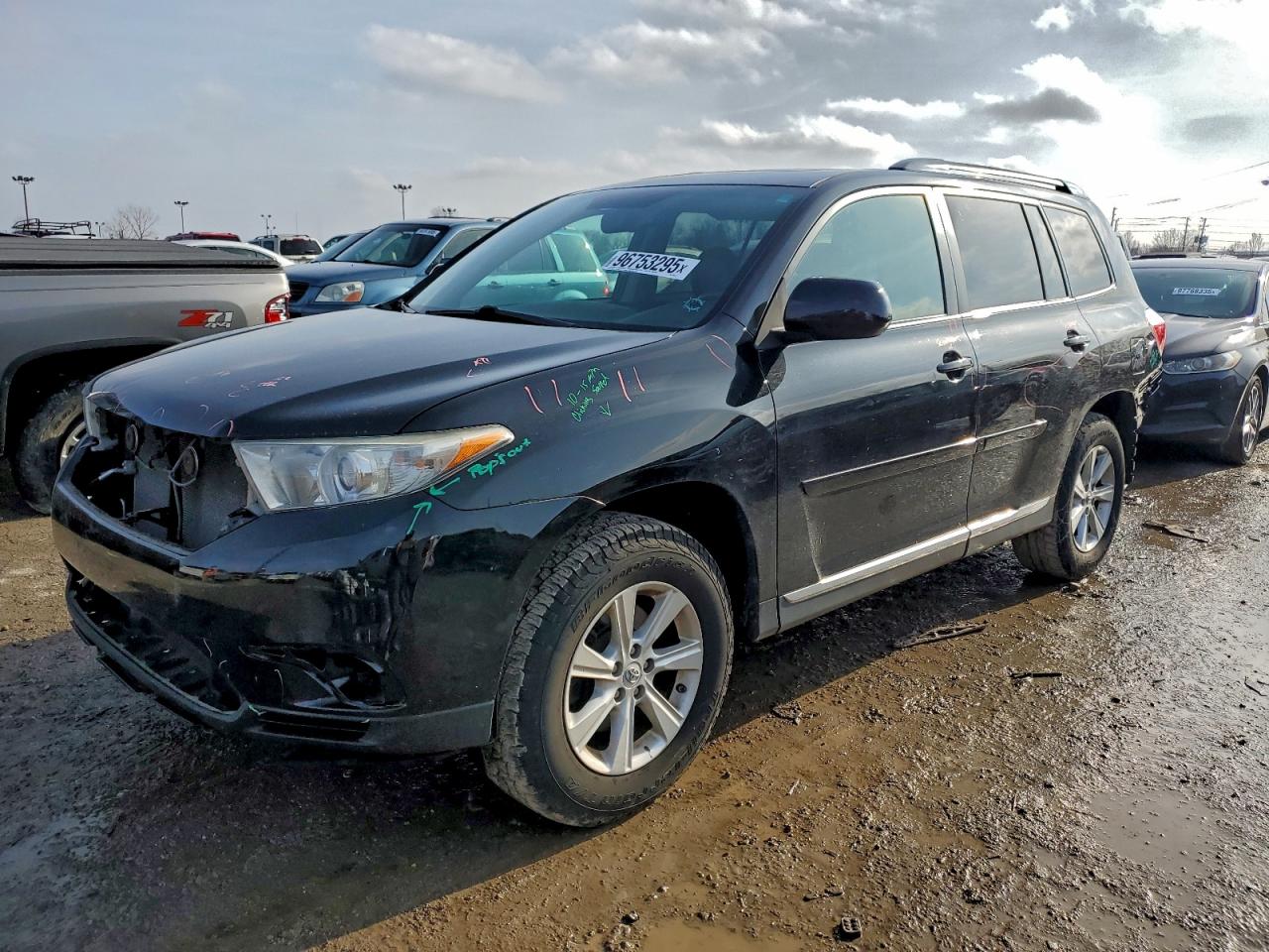 TOYOTA HIGHLANDER 2011