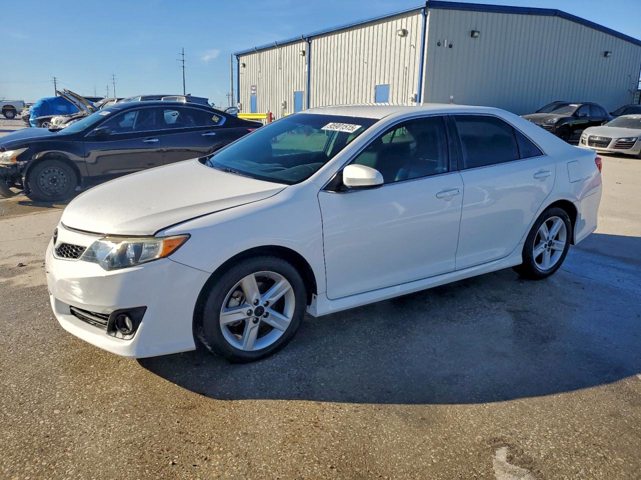 TOYOTA CAMRY 2012