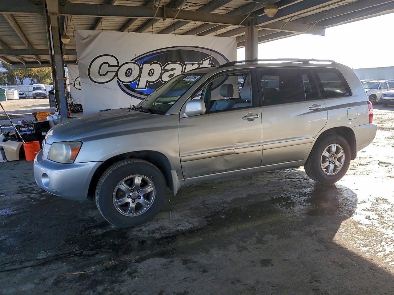 TOYOTA HIGHLANDER 2004