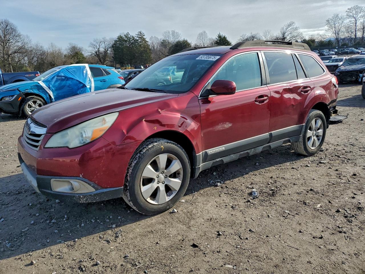 SUBARU OUTBACK 2. 2011