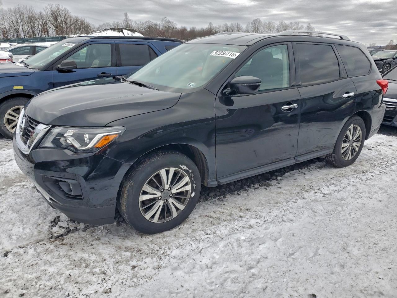 NISSAN PATHFINDER 2017