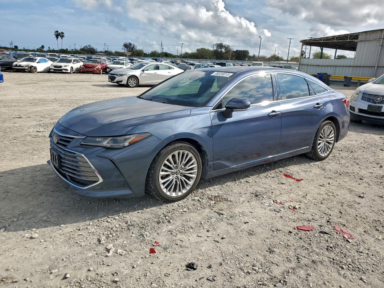 TOYOTA AVALON XLE 2019