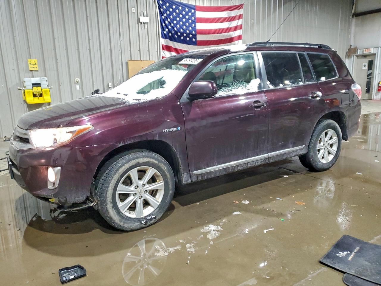 TOYOTA HIGHLANDER HYBRID 2011