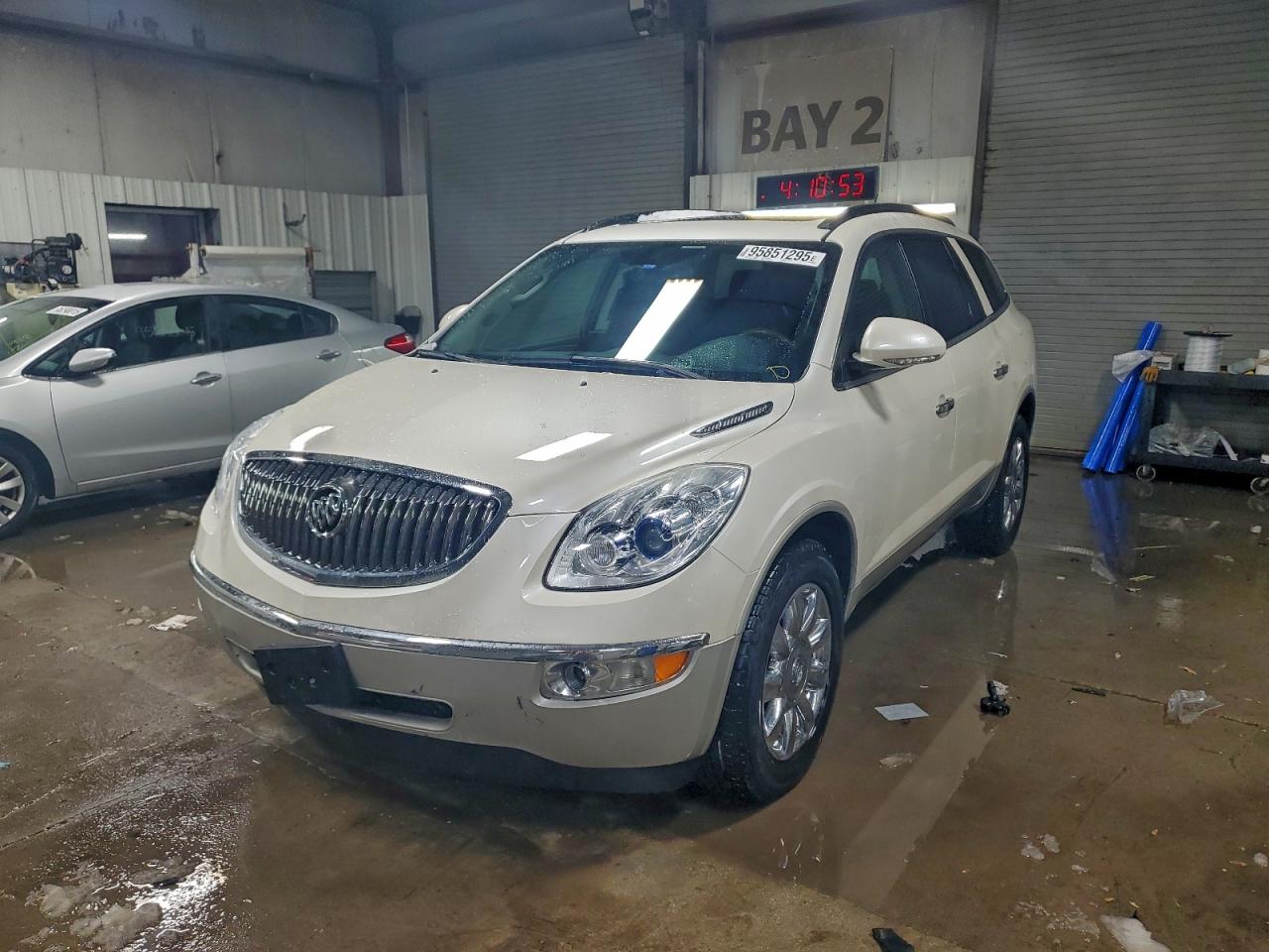 BUICK ENCLAVE 2012