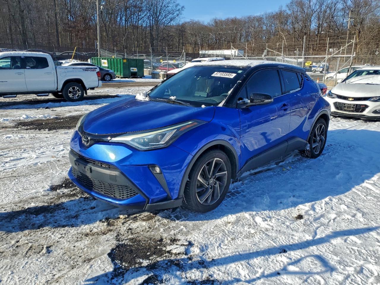 TOYOTA C-HR XLE 2021