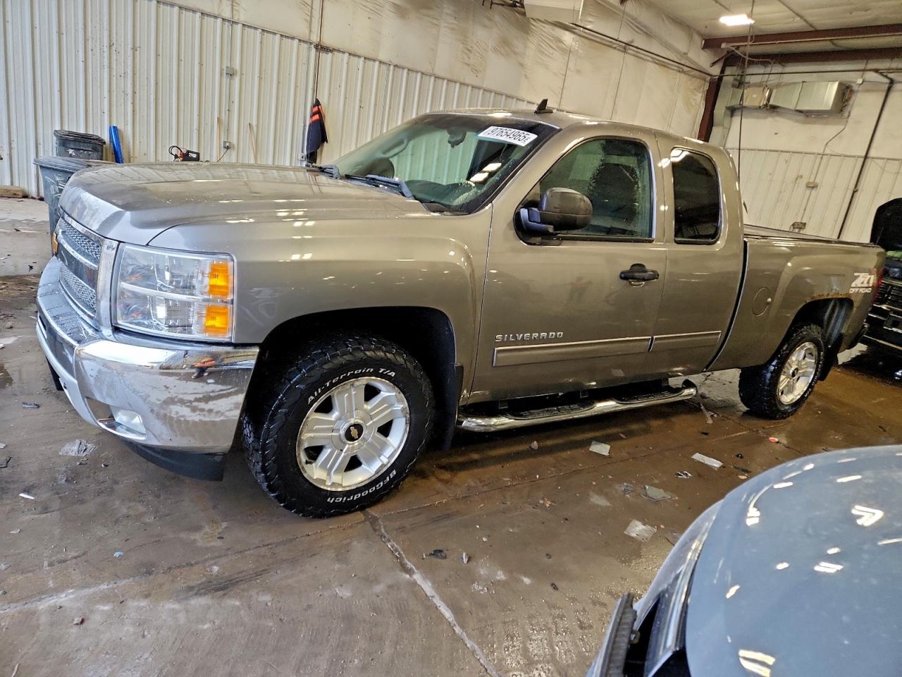 CHEVROLET SILVERADO 2013