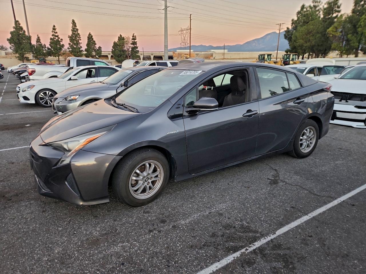 TOYOTA PRIUS 2016