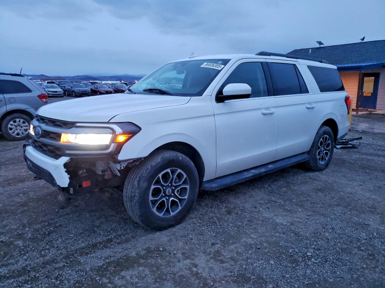 FORD EXPEDITION 2023