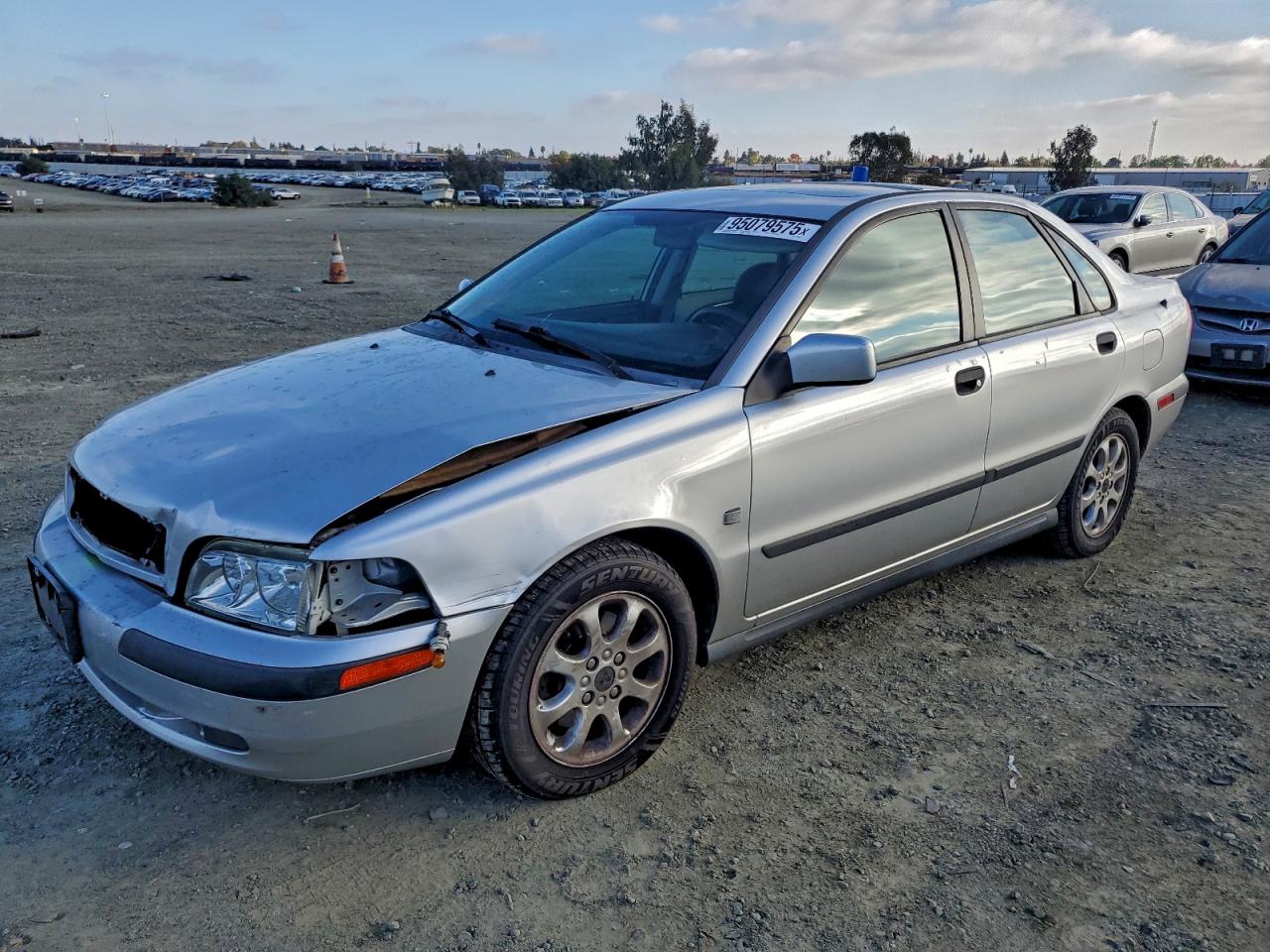 VOLVO S40 1.9T 2001