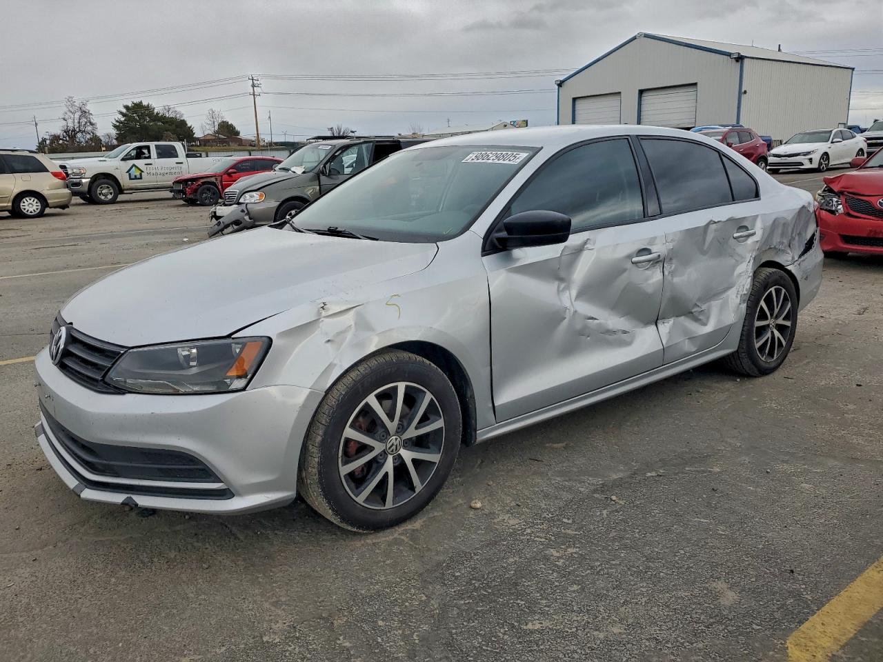 VOLKSWAGEN JETTA 2016