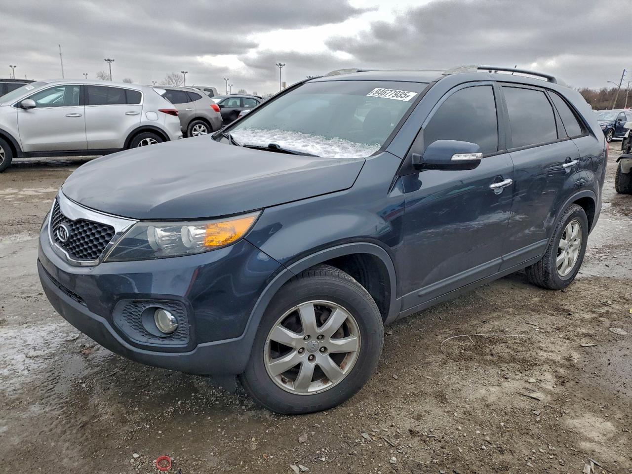 KIA SORENTO LX 2013