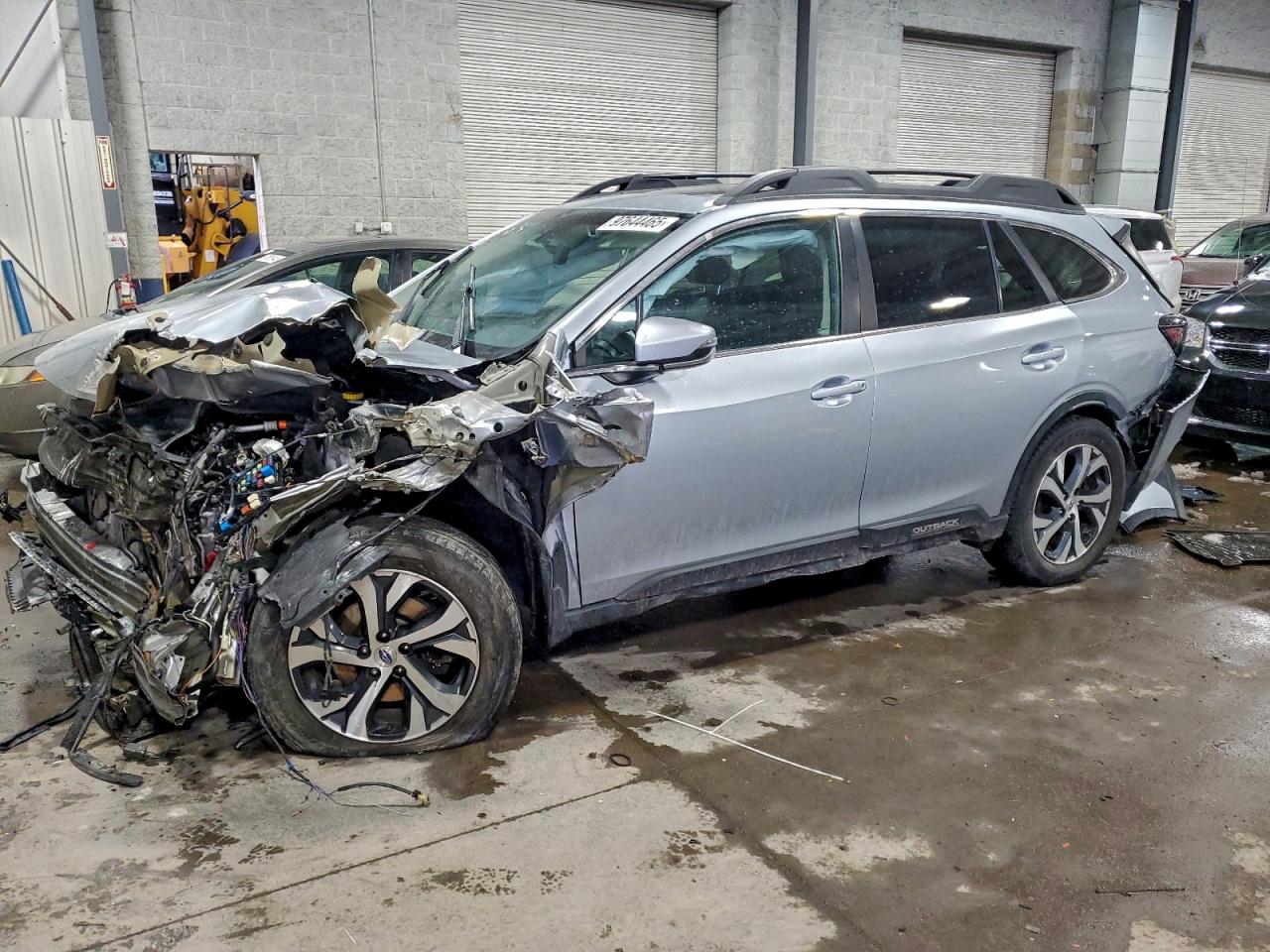 SUBARU OUTBACK 2021