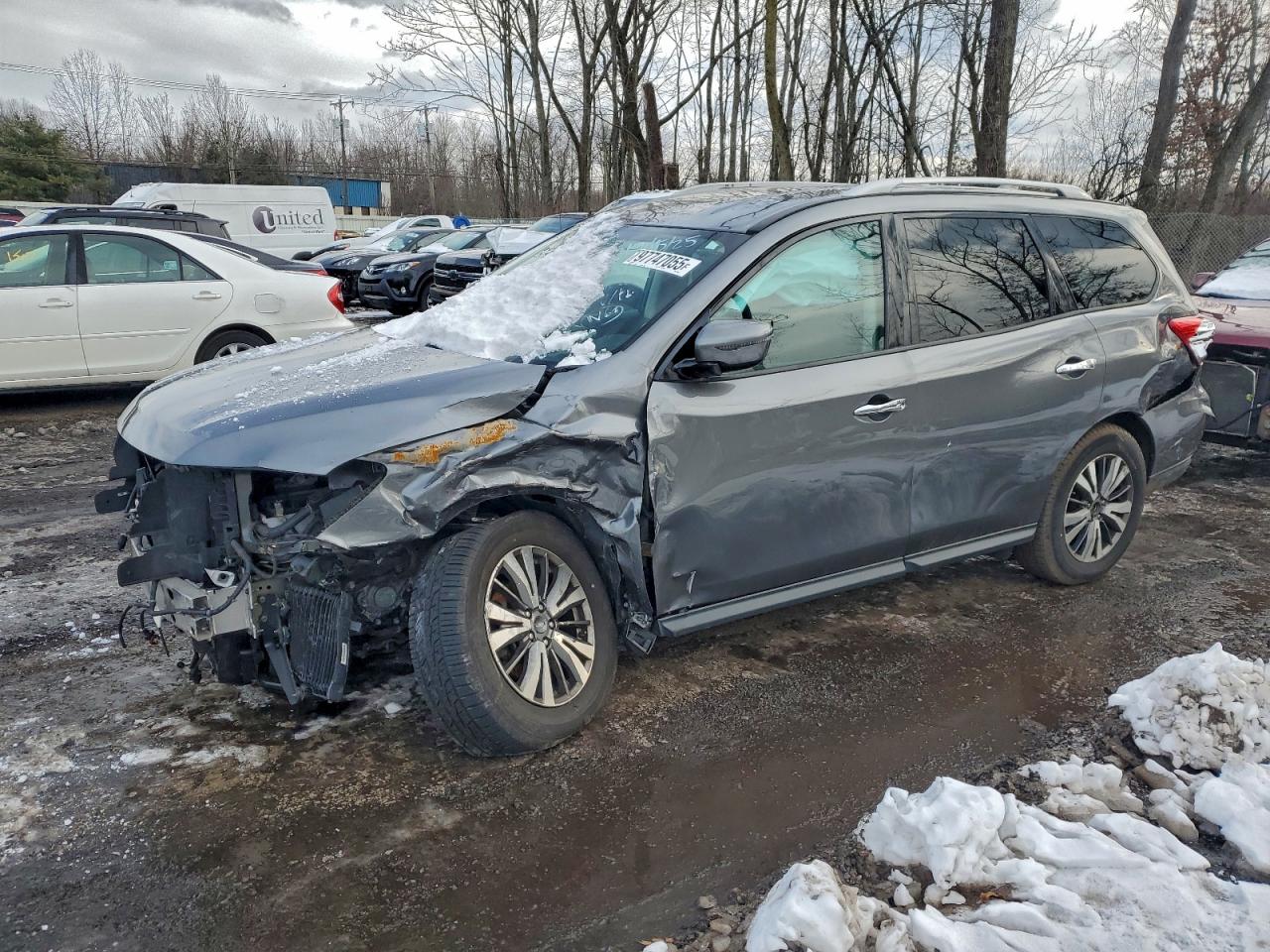NISSAN PATHFINDER 2019