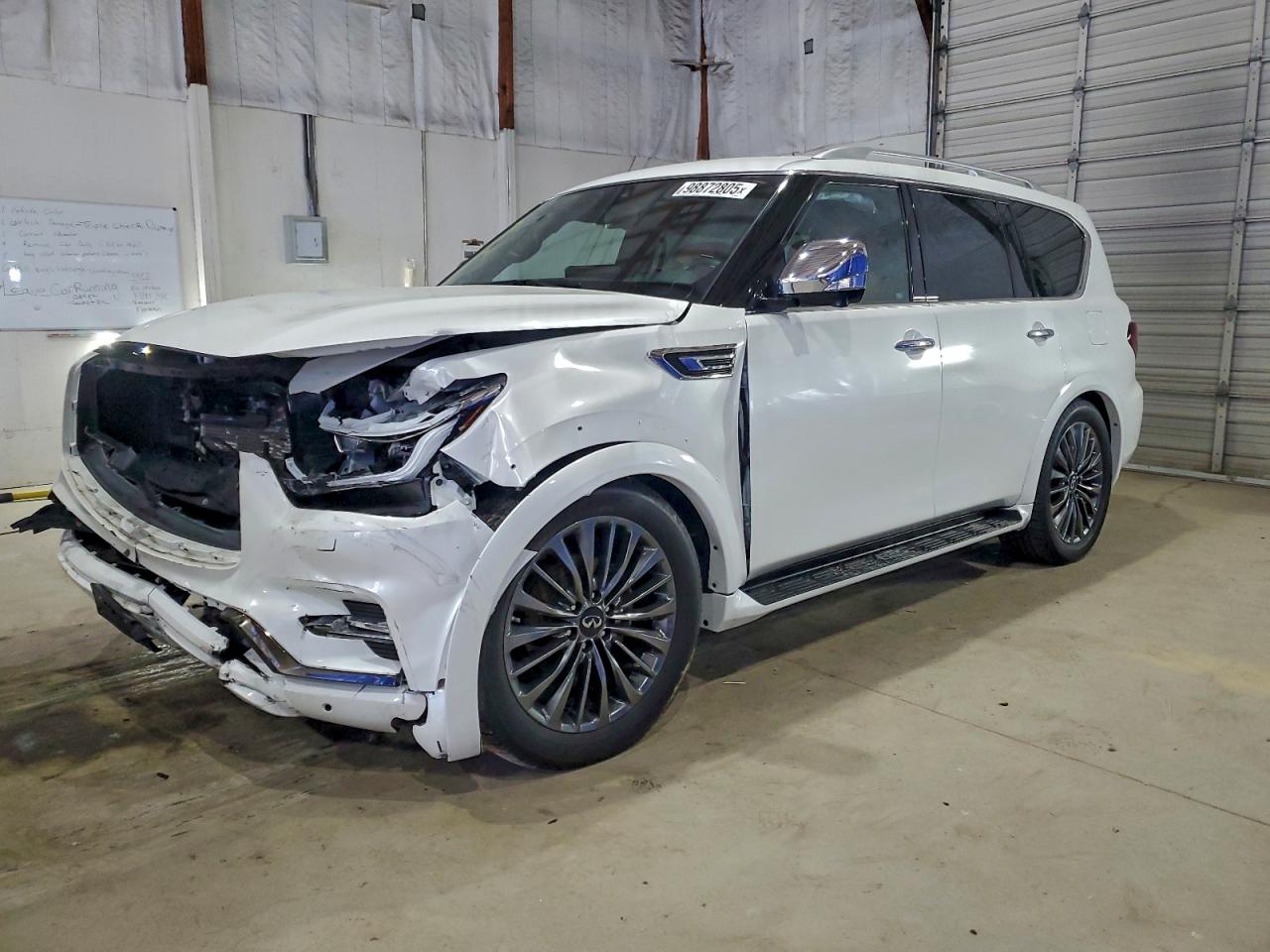 INFINITI QX80 LUXE 2023