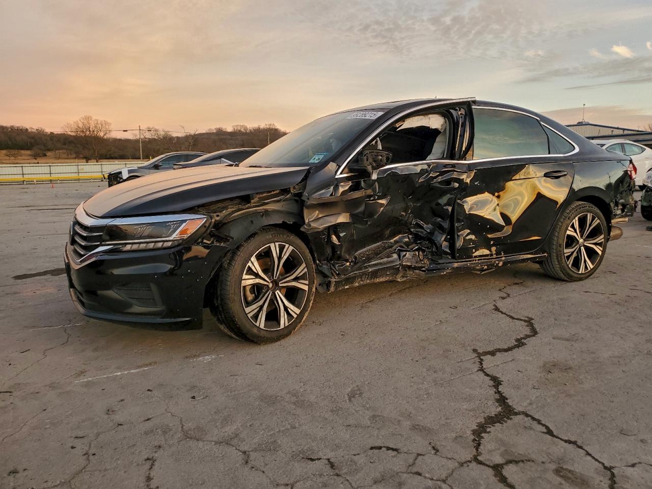 VOLKSWAGEN PASSAT SE 2021