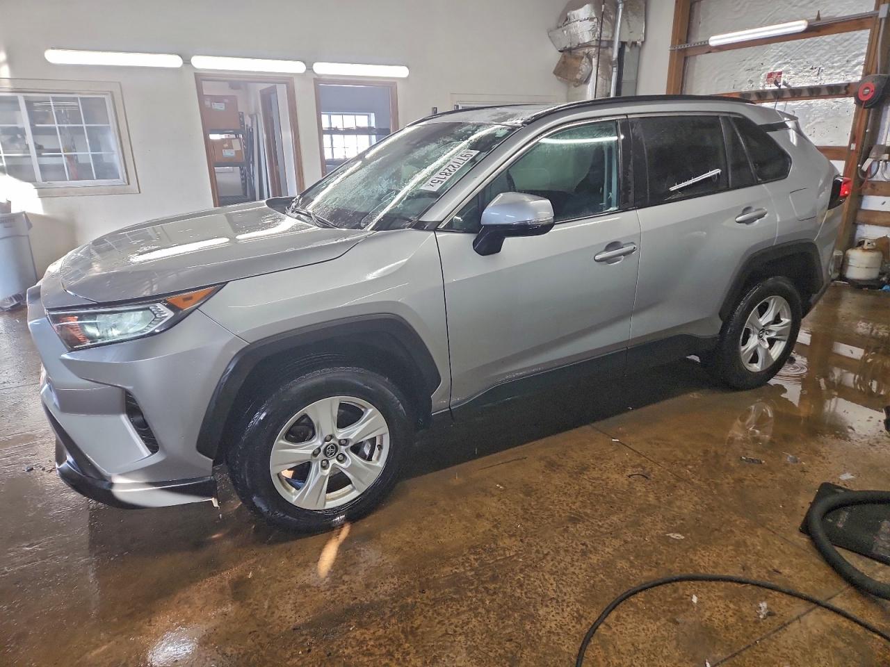 TOYOTA RAV4 2020