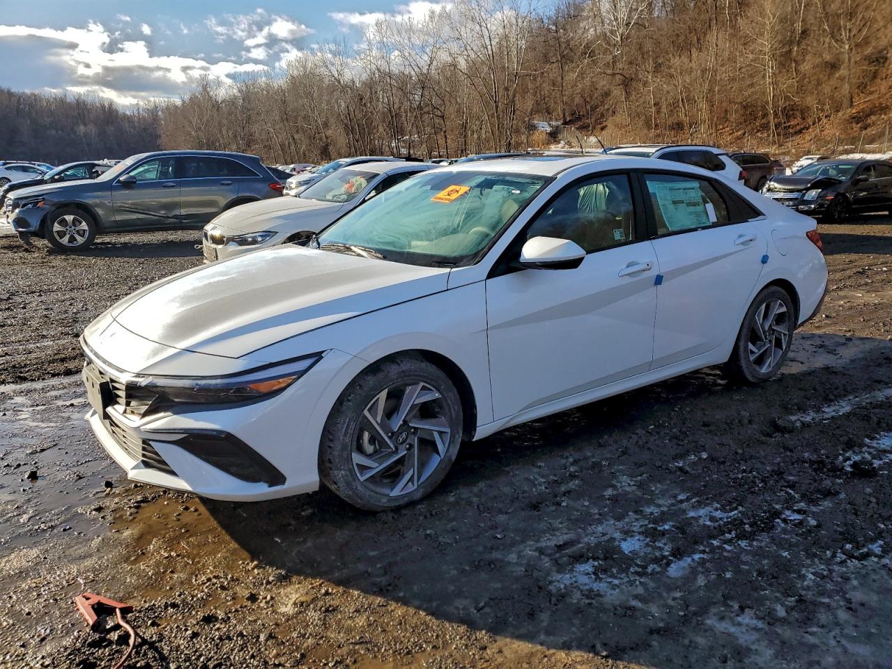 HYUNDAI ELANTRA SE 2025