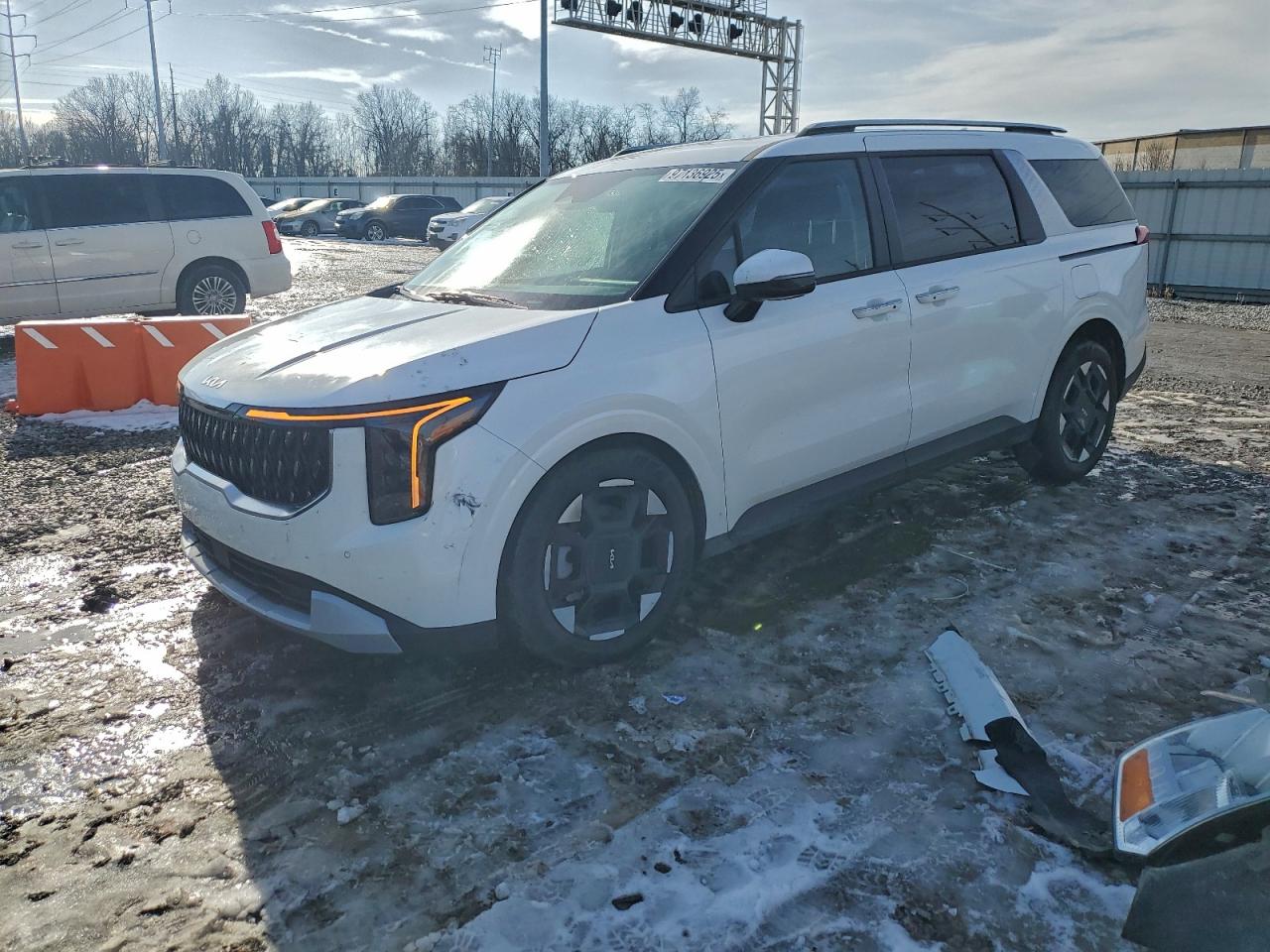 KIA CARNIVAL 2025