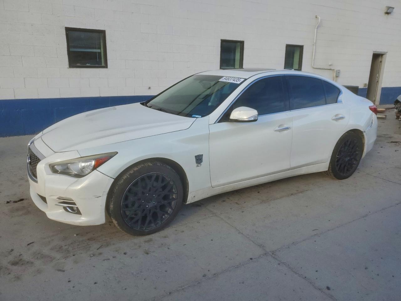 INFINITI Q50 BASE 2015