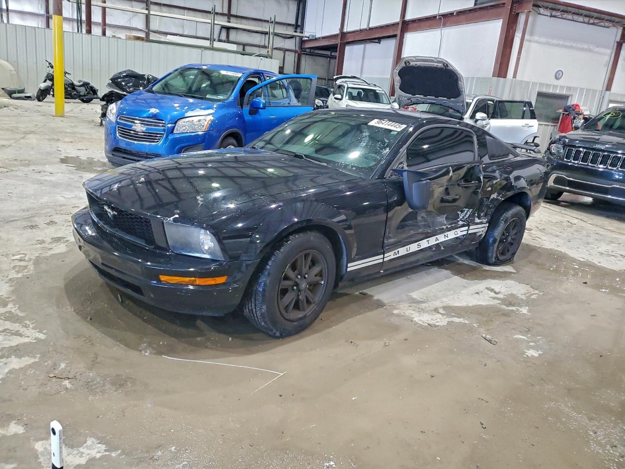 FORD MUSTANG 2005
