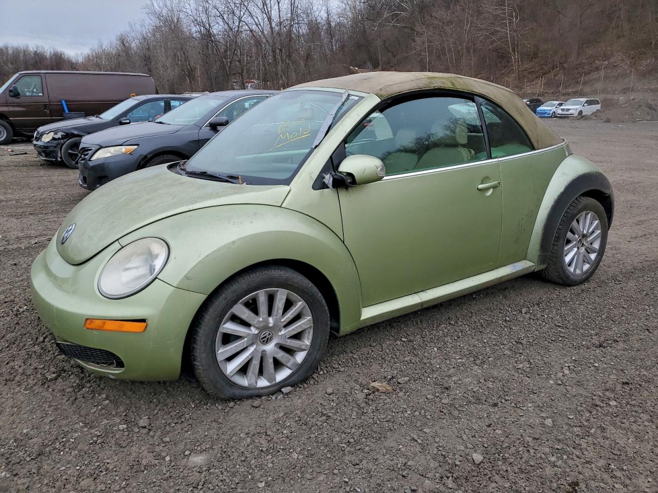 VOLKSWAGEN BEETLE CON 2009
