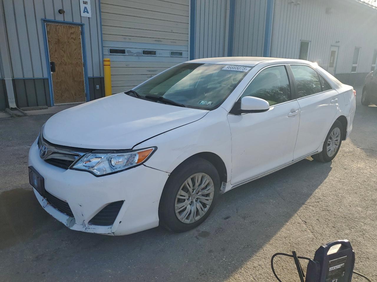 TOYOTA CAMRY HYBR 2013