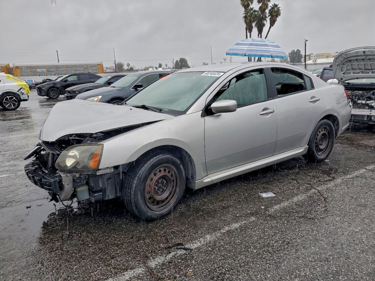 MITSUBISHI GALANT ES 2010
