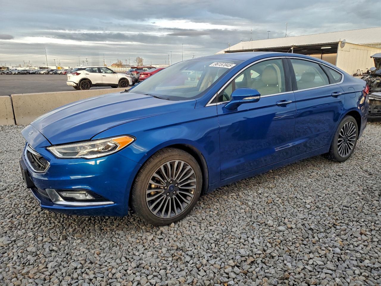 FORD FUSION 4D 2017