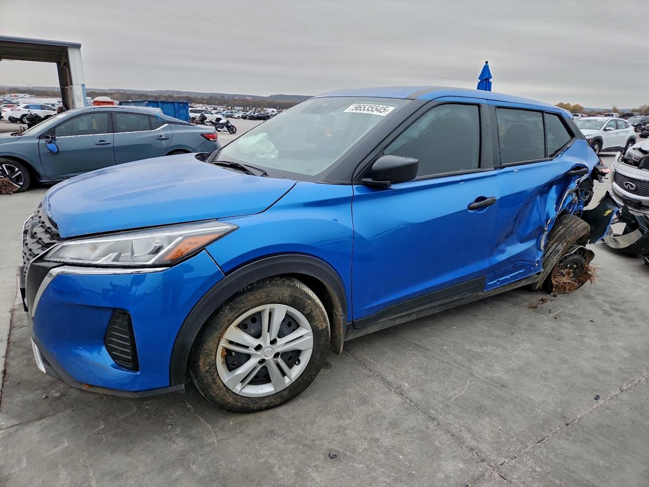NISSAN KICKS S 2024