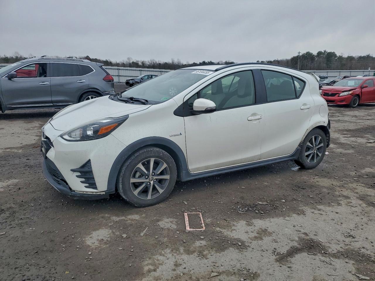 TOYOTA PRIUS C 2018