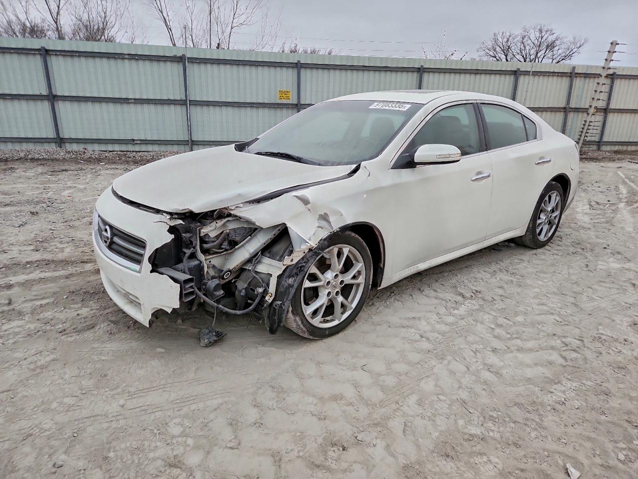 NISSAN MAXIMA 2012