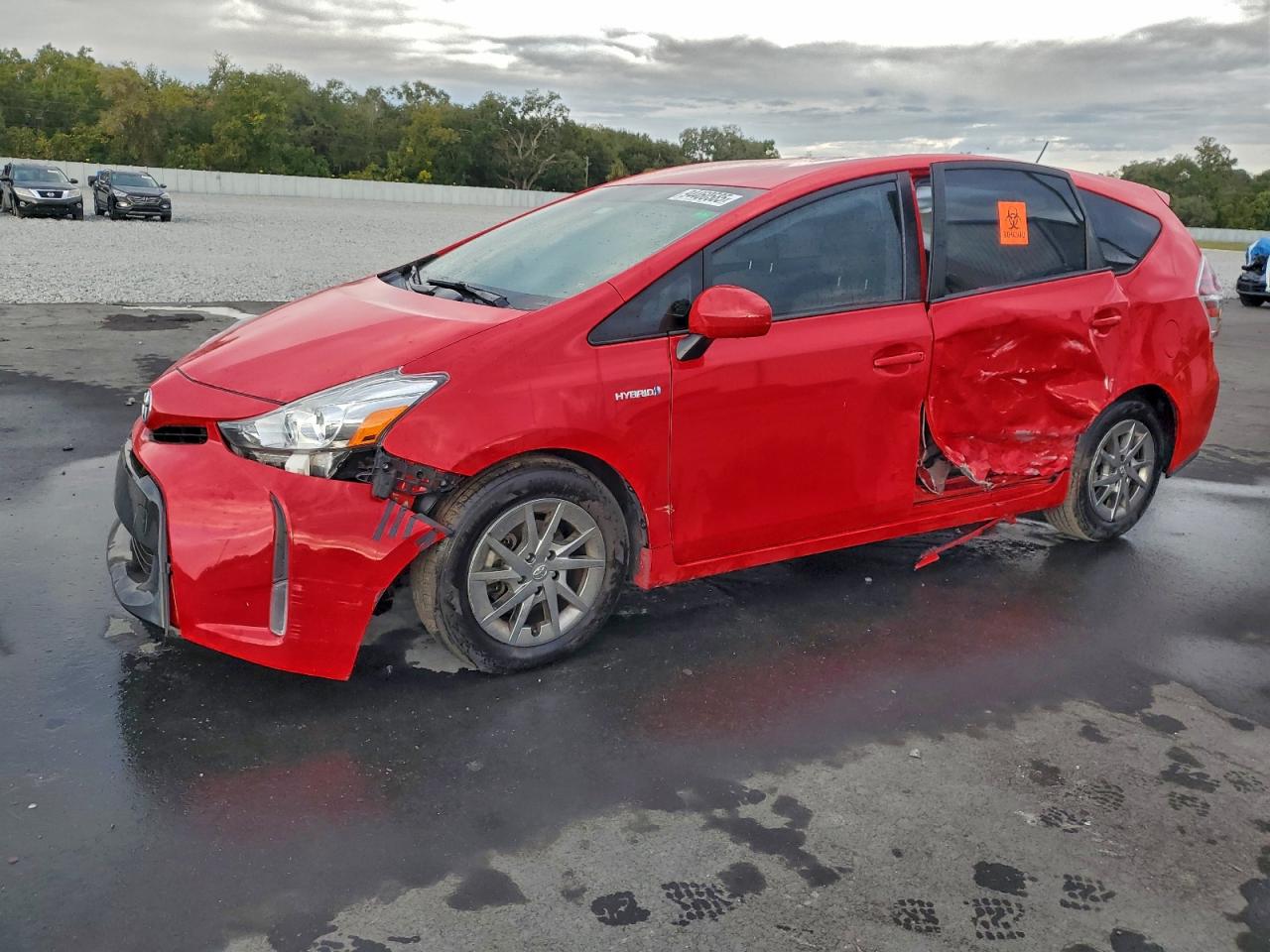 TOYOTA PRIUS V 2015