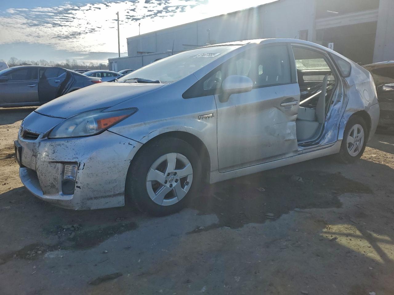 TOYOTA PRIUS 2011