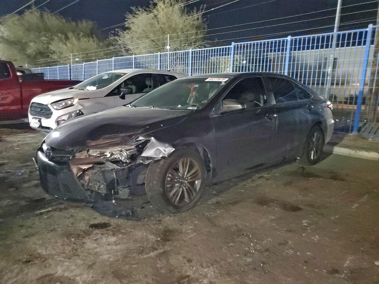 TOYOTA CAMRY LE 2015
