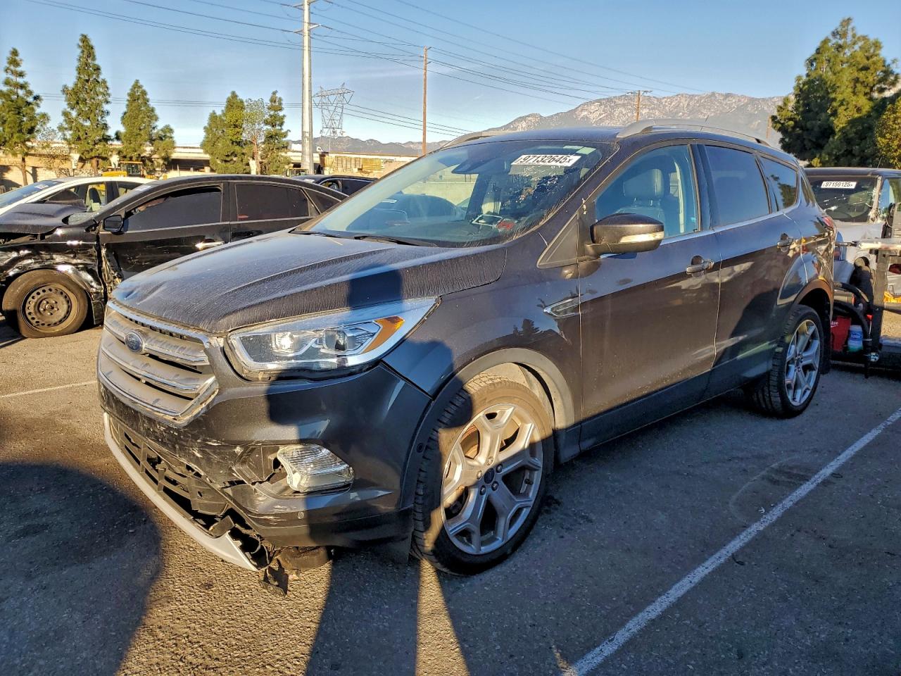 FORD ESCAPE TIT 2017