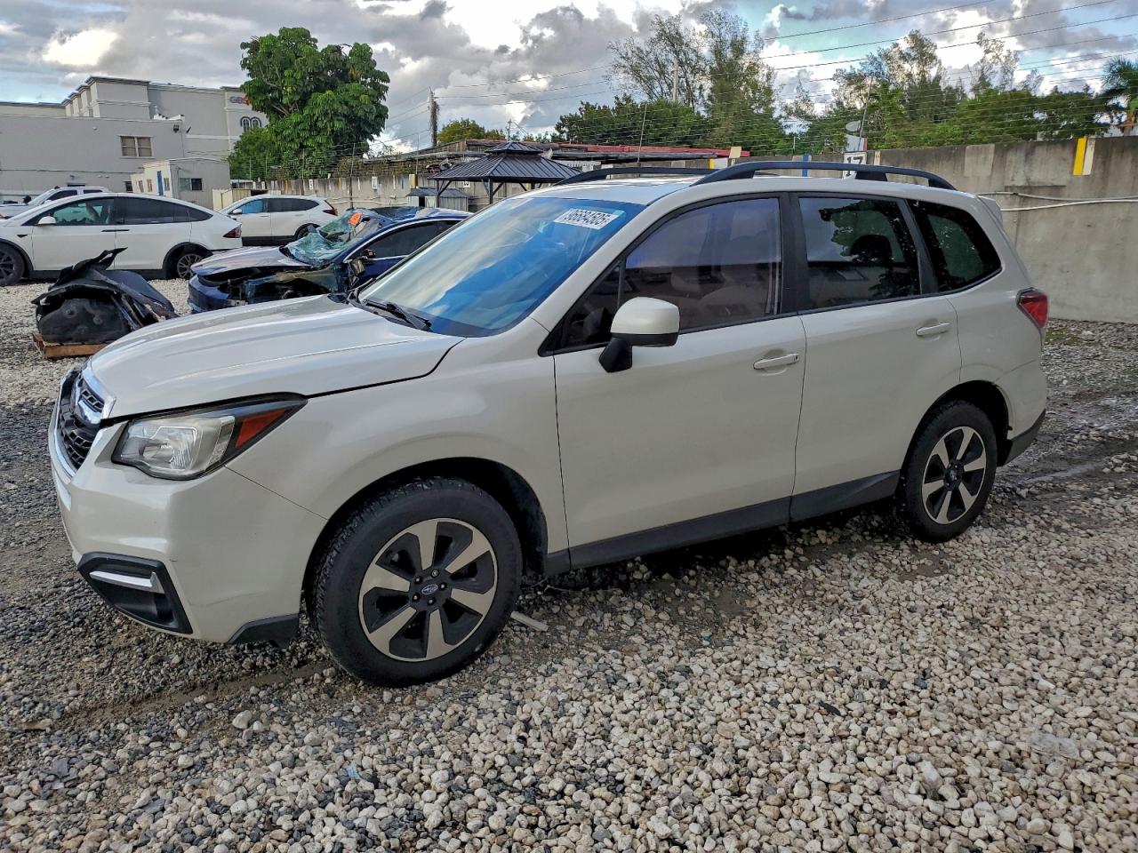 SUBARU FORESTER 2 2017