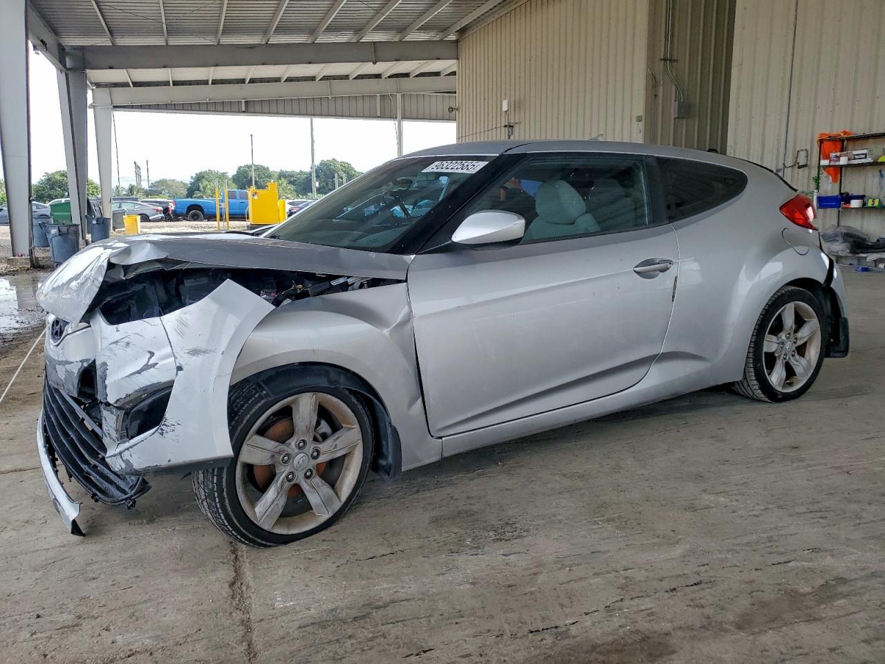 HYUNDAI VELOSTER 2012