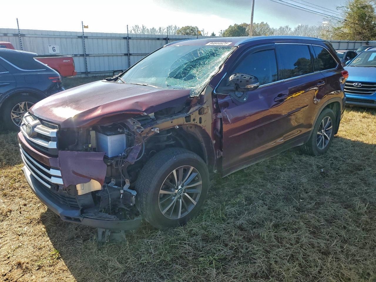 TOYOTA HIGHLANDER 2017