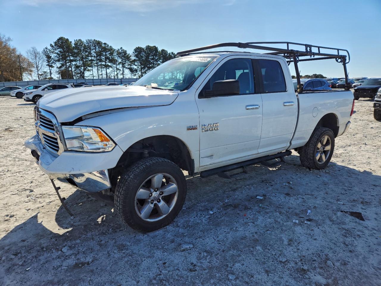 RAM 1500 SLT 2015