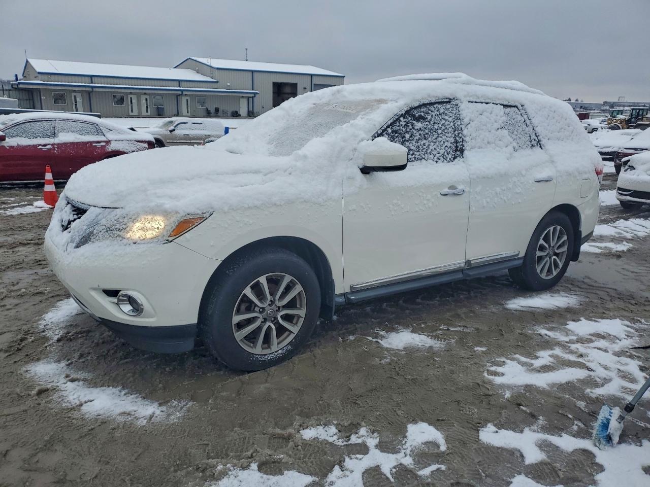 NISSAN PATHFINDER 2013