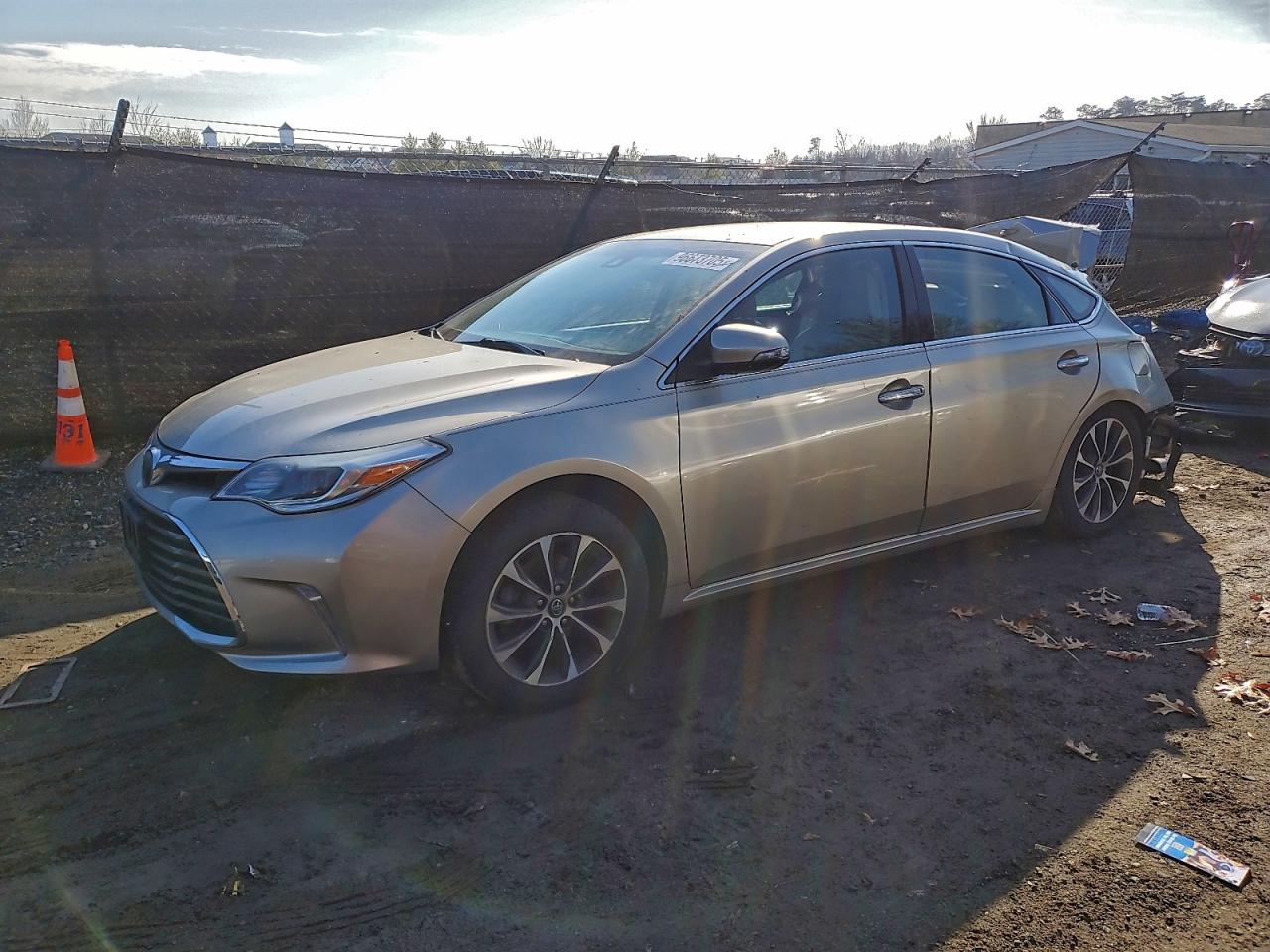 TOYOTA AVALON 2018