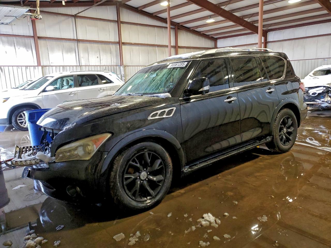 INFINITI QX56 2011