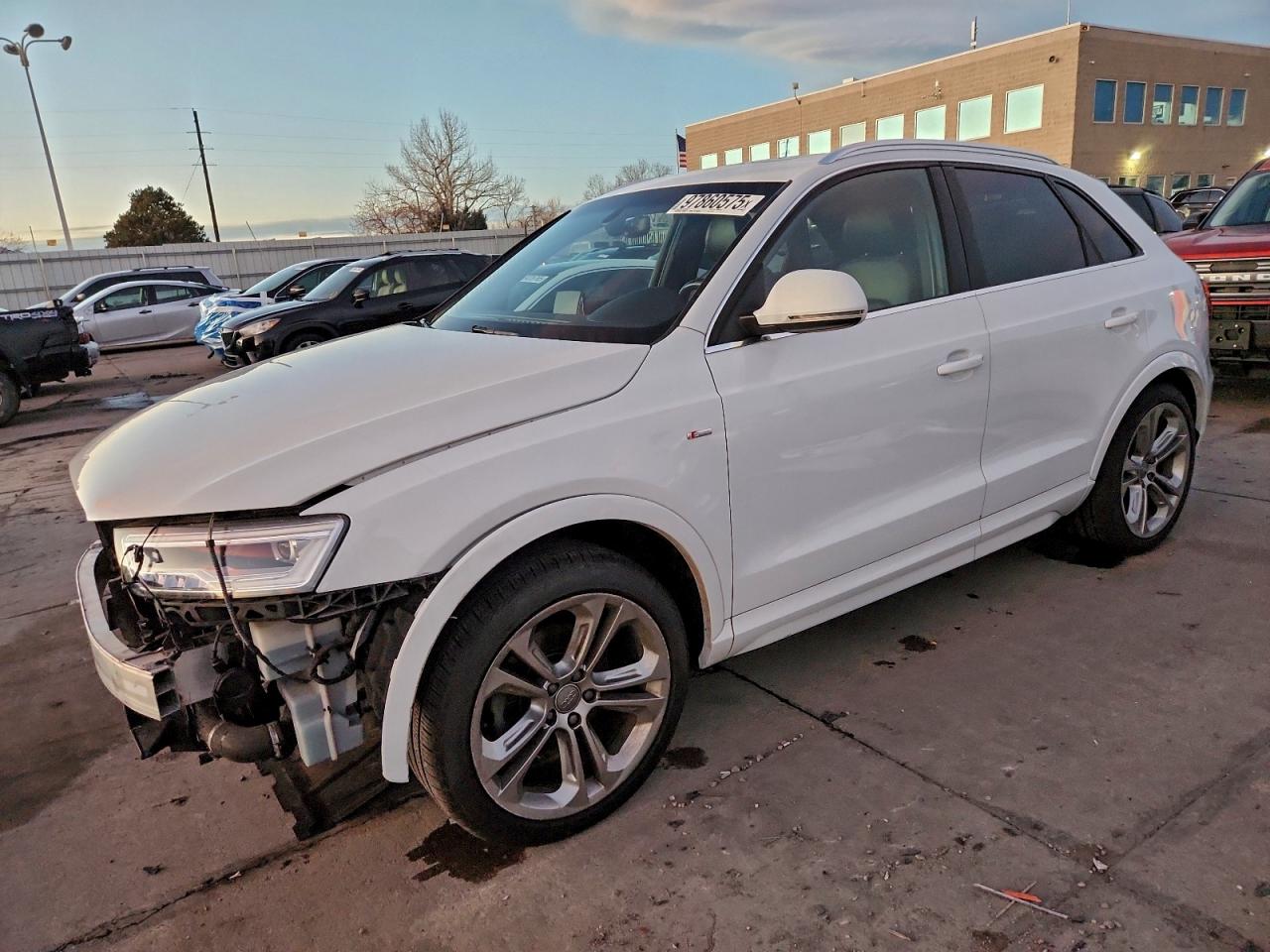AUDI Q3 PRESTIG 2016