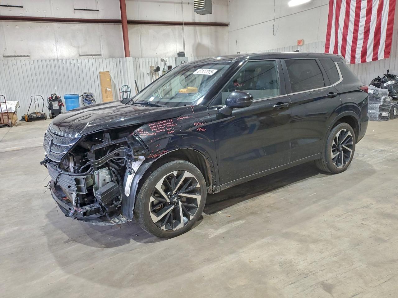 MITSUBISHI OUTLANDER 2024