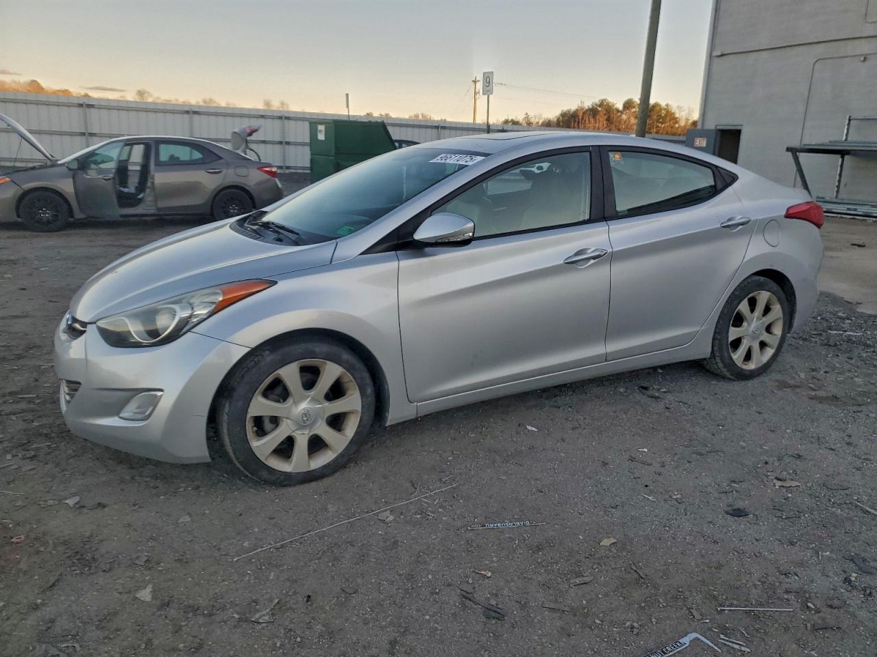 HYUNDAI ELANTRA GL 2013