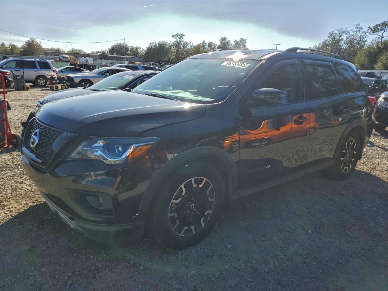 NISSAN PATHFINDER 2019
