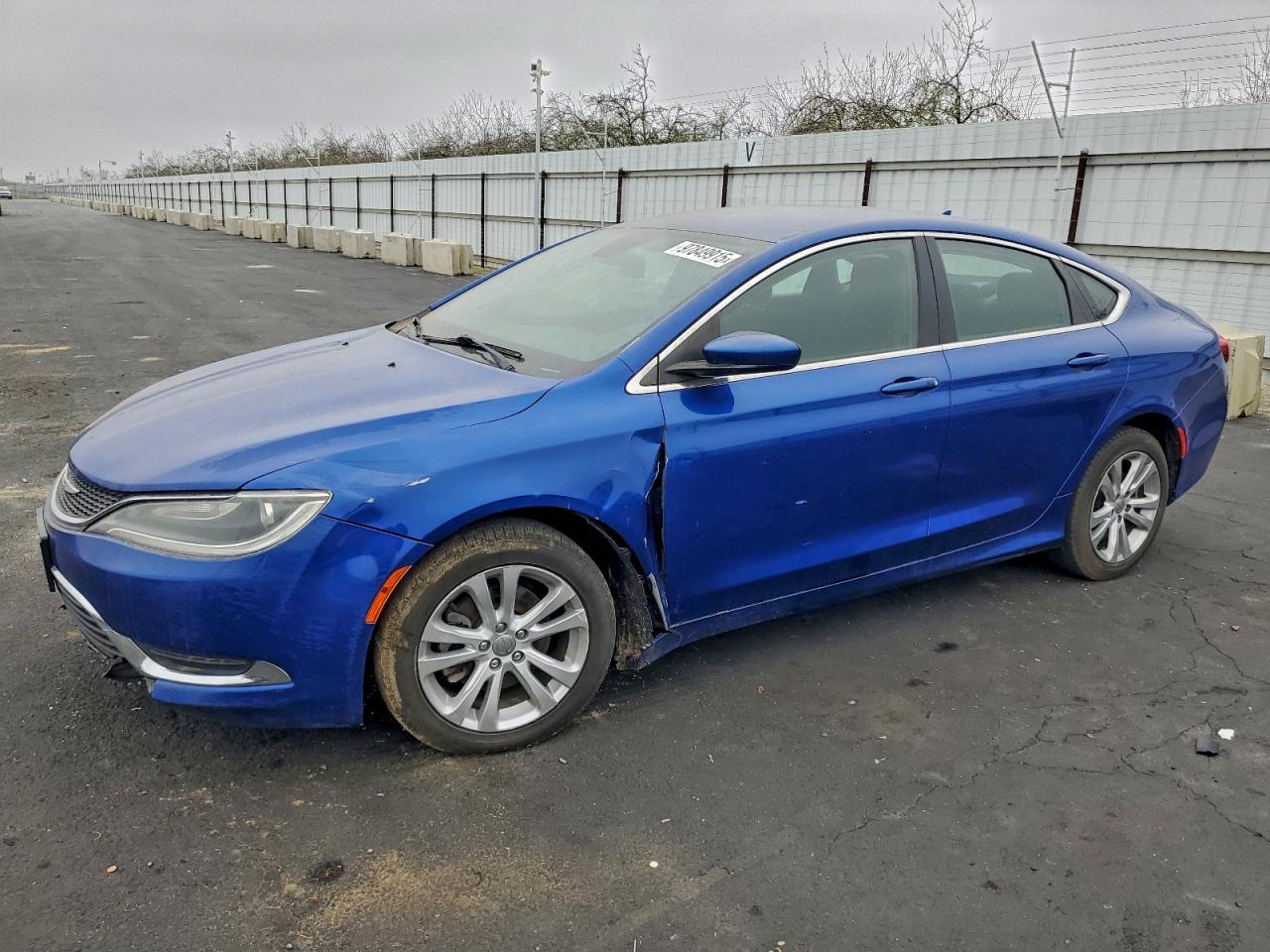 CHRYSLER 200 2015