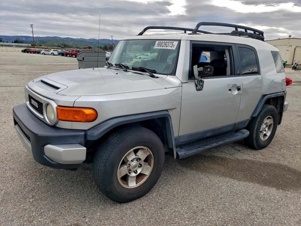 TOYOTA FJ CRUISER 2008